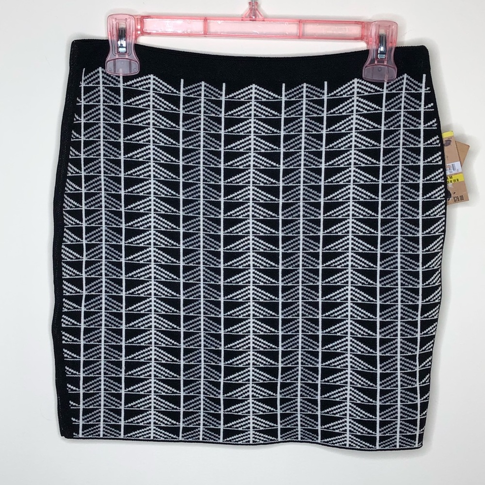 NWT Rachel Roy Black Aztec Print Skirt Size Medium